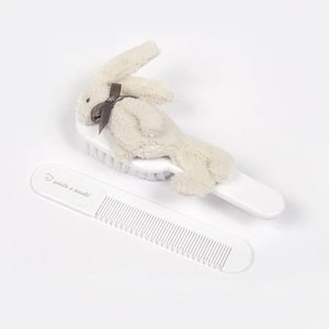 pasito a pasito® Cupcake Accessories "Brush&Comb" - Hřebínek s kartáčem na vlásky, béžový