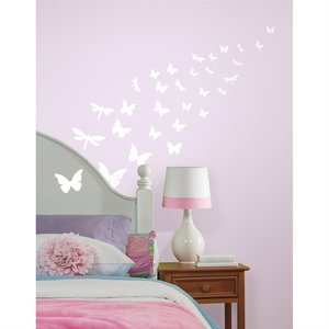 Samolepící dekorace na zeď do dětského pokoje - svítící motýlci